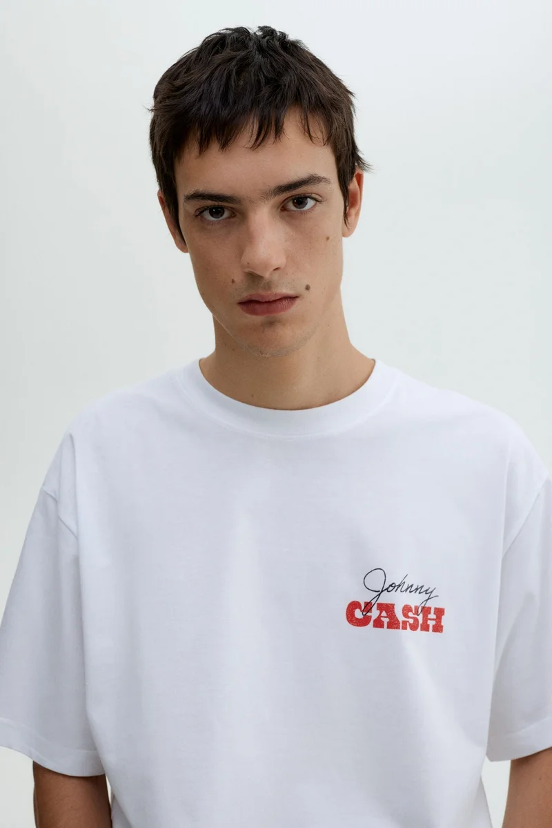 اتش اند ام تي-شيرت بقصة مريحة